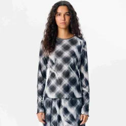 Objmontana mesh top