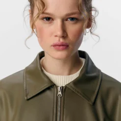 Objselma lo l/s bomber