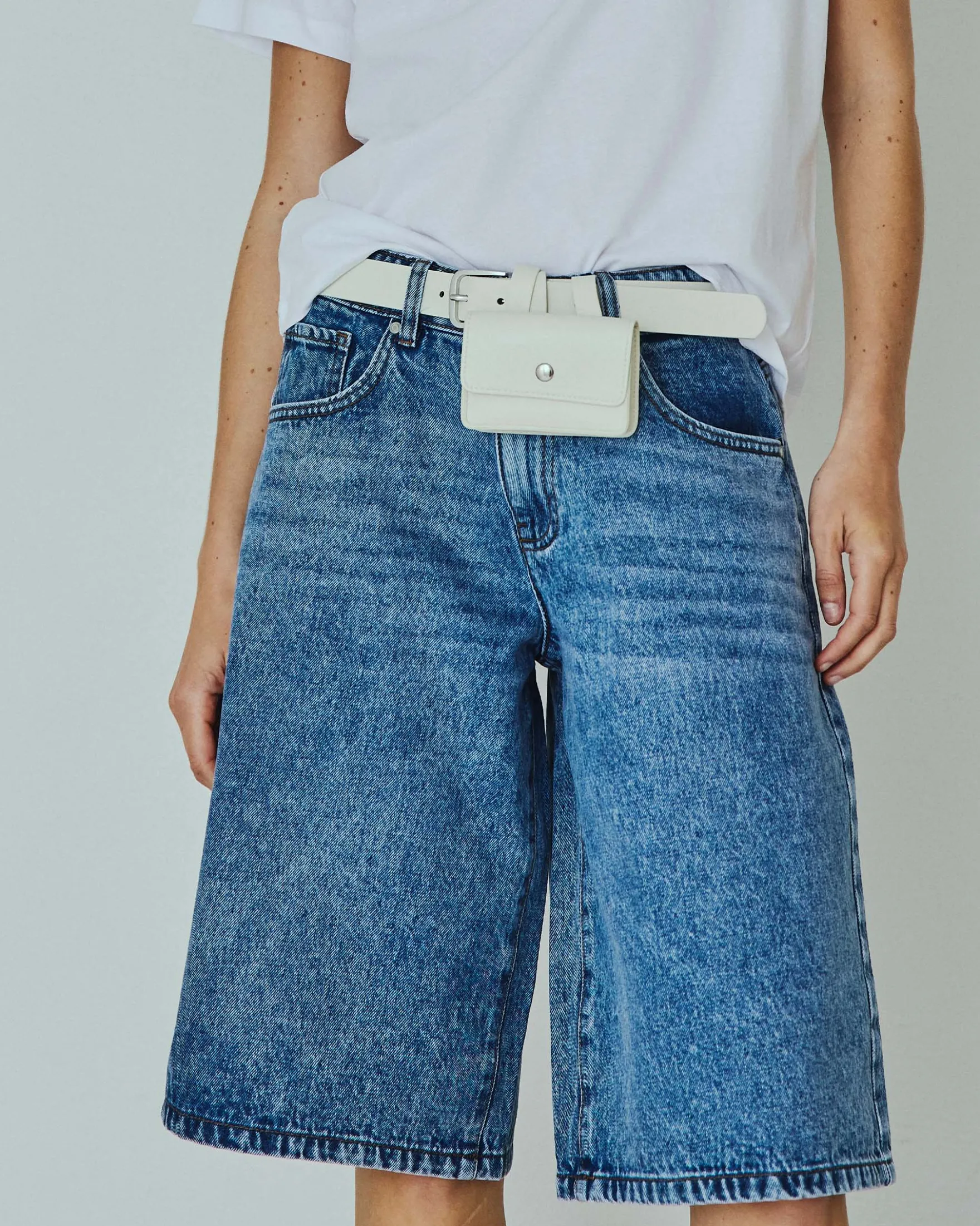 Ona long shorts