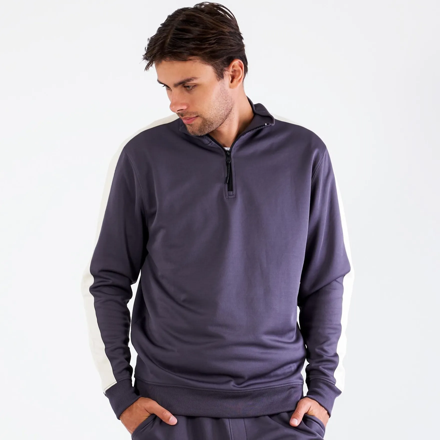 Pierre tape half zip