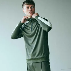 Pierre tape half zip