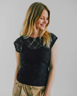 Purea lace top