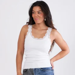 Purolina lace top