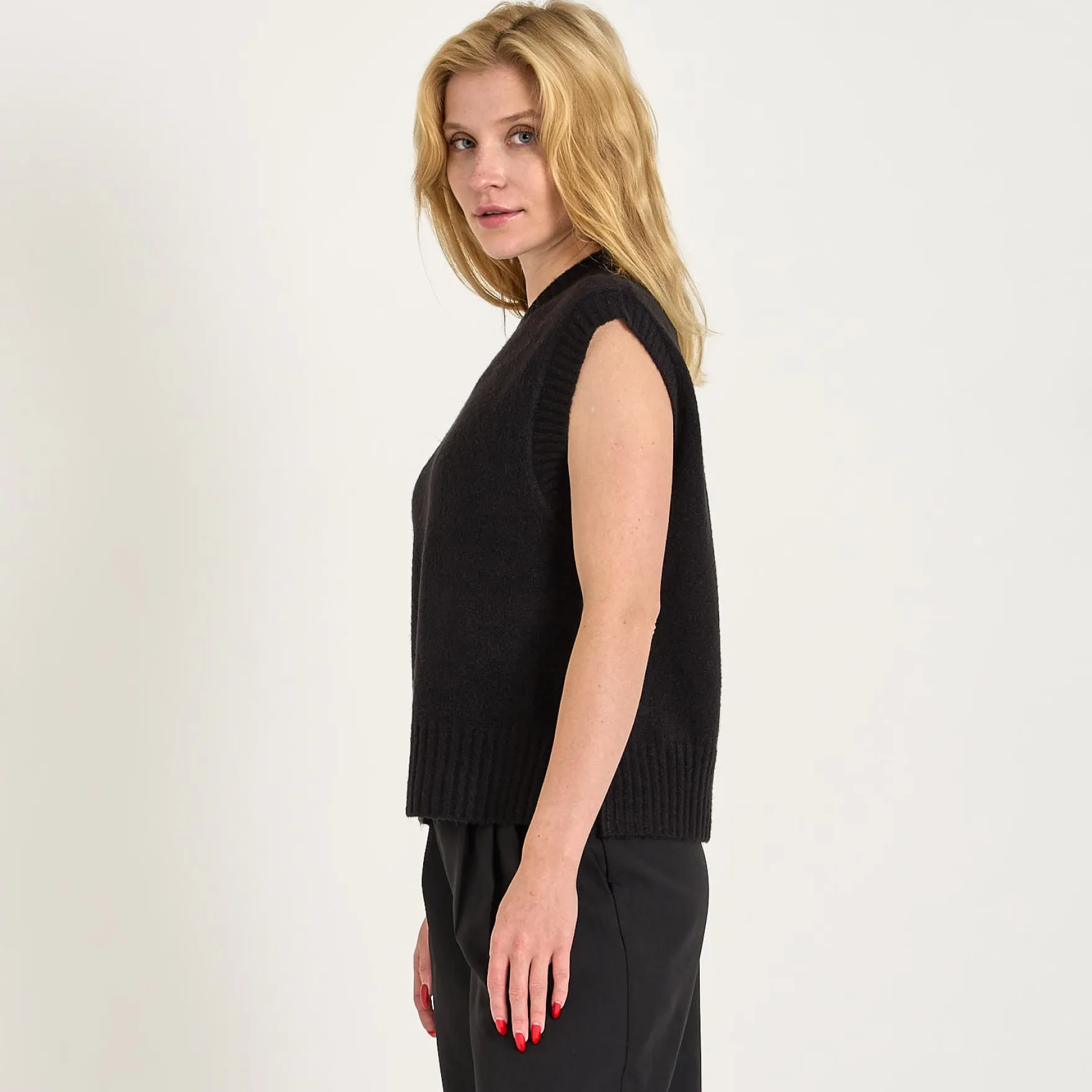 Purvalja knit vest