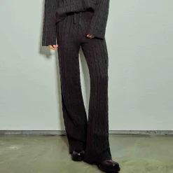 Purvicca knit pant