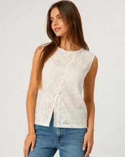 Purvivi lace