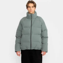 Raglan puffer