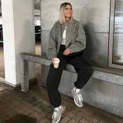Roma loose fit