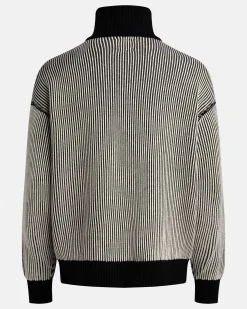 RRBay Knit