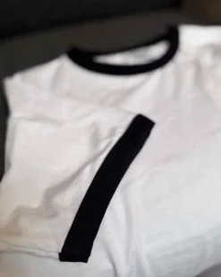 Sabine ringer tee