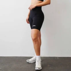 Signature bike short