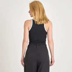 Tamira rib single top