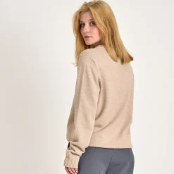 Tay aa patch jumper
