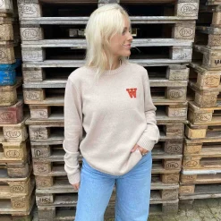 Tay aa patch jumper