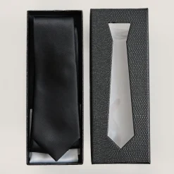 Tie pack