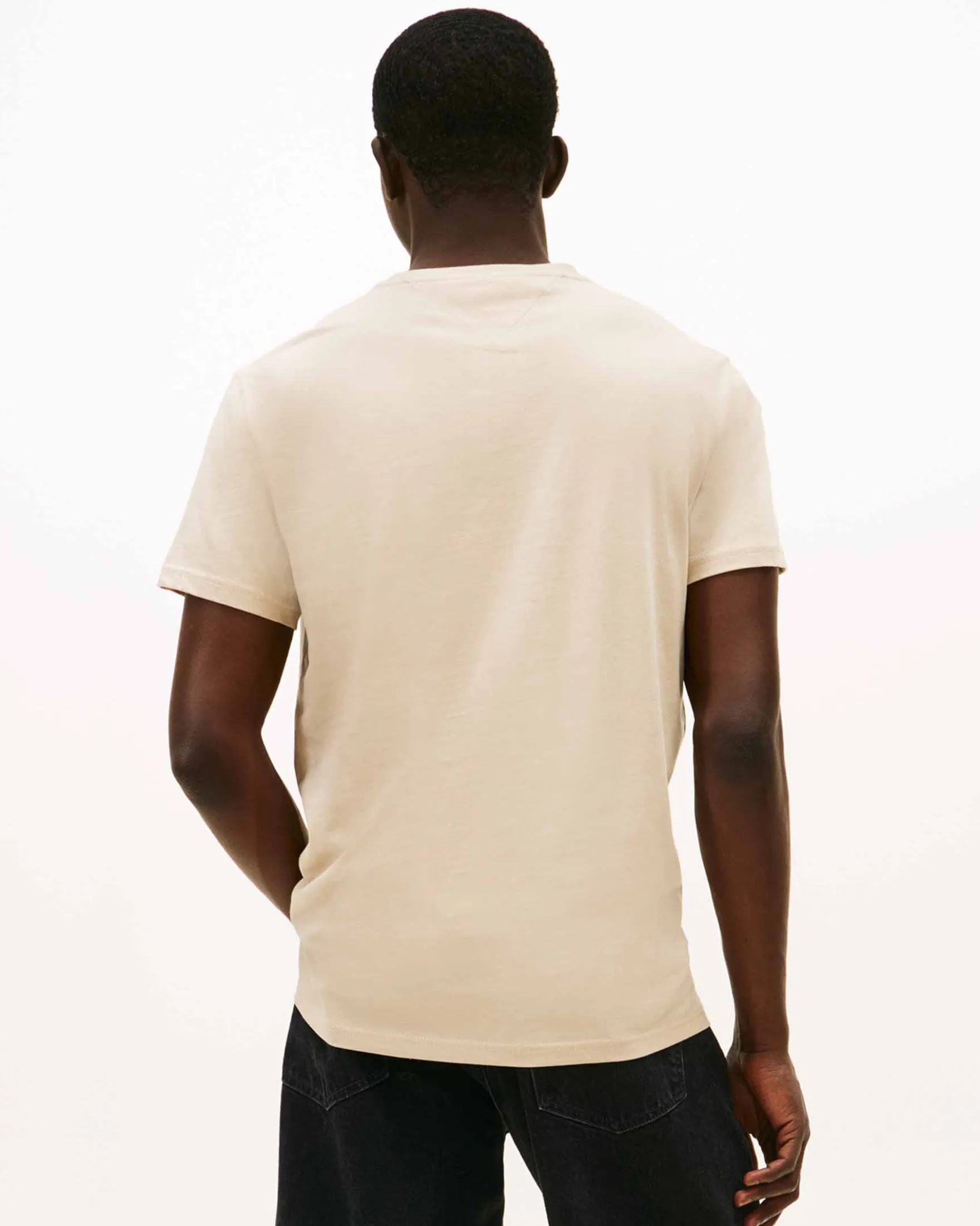 TJM ESSENTIAL FLAG TEE