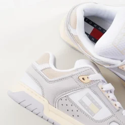 Tommy wmn skate low