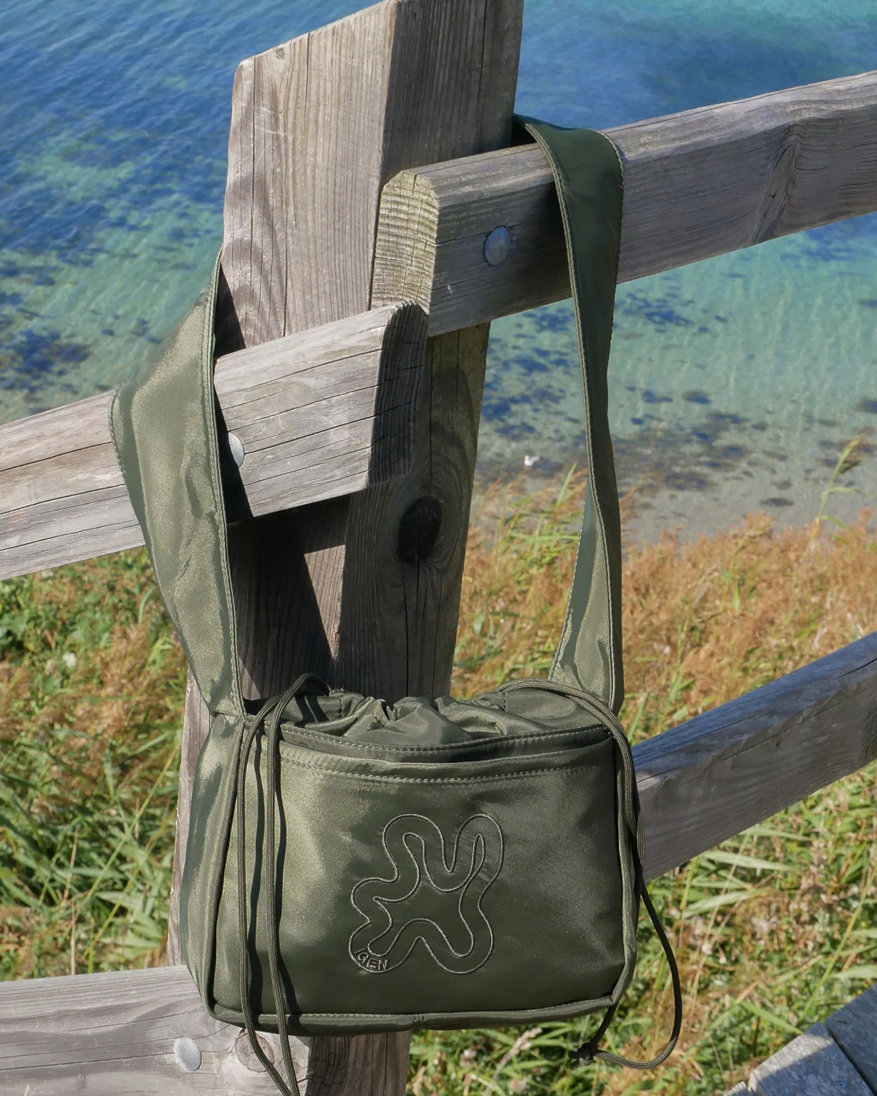 Vandafvisende mini crossbody
