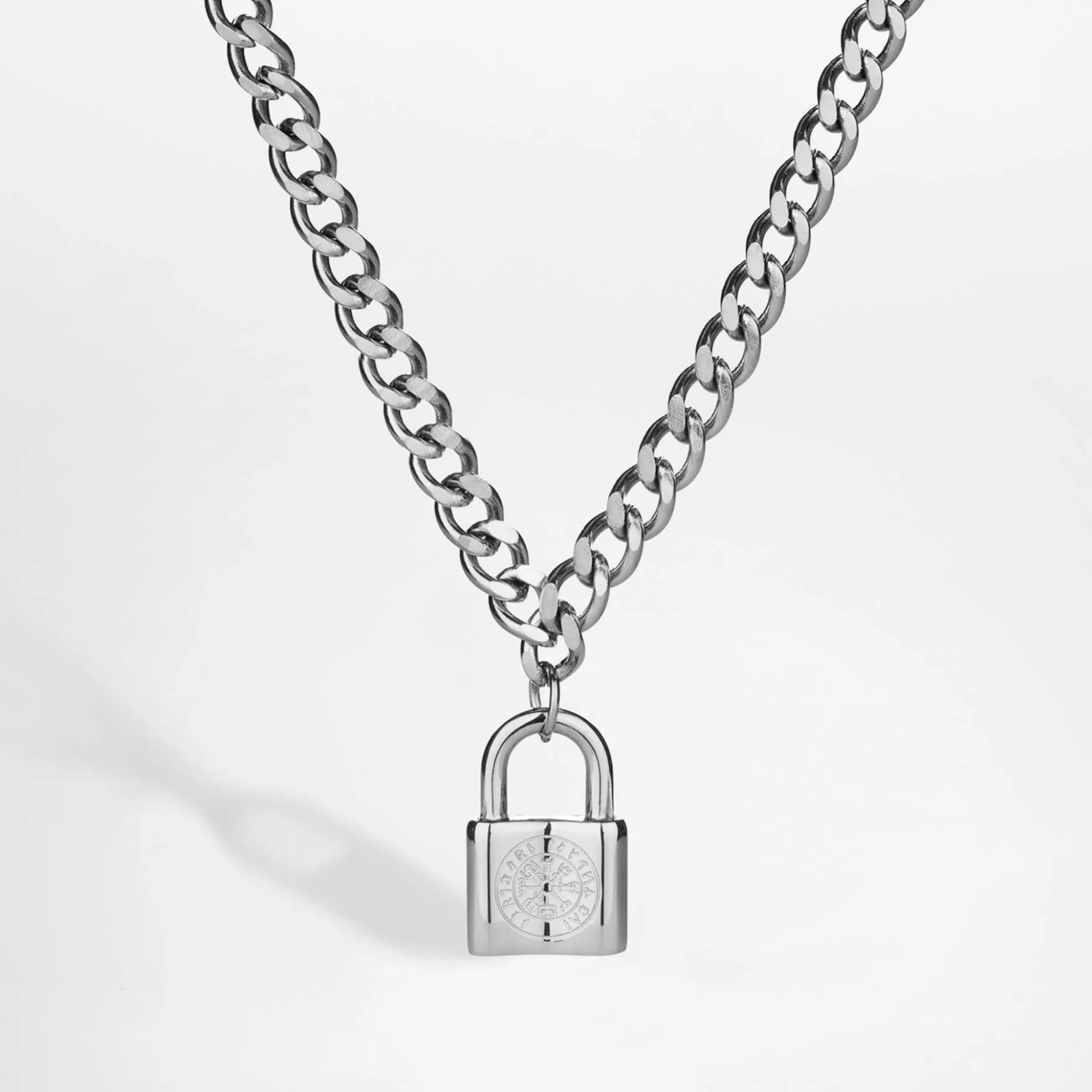 Vegvisir locker necklace