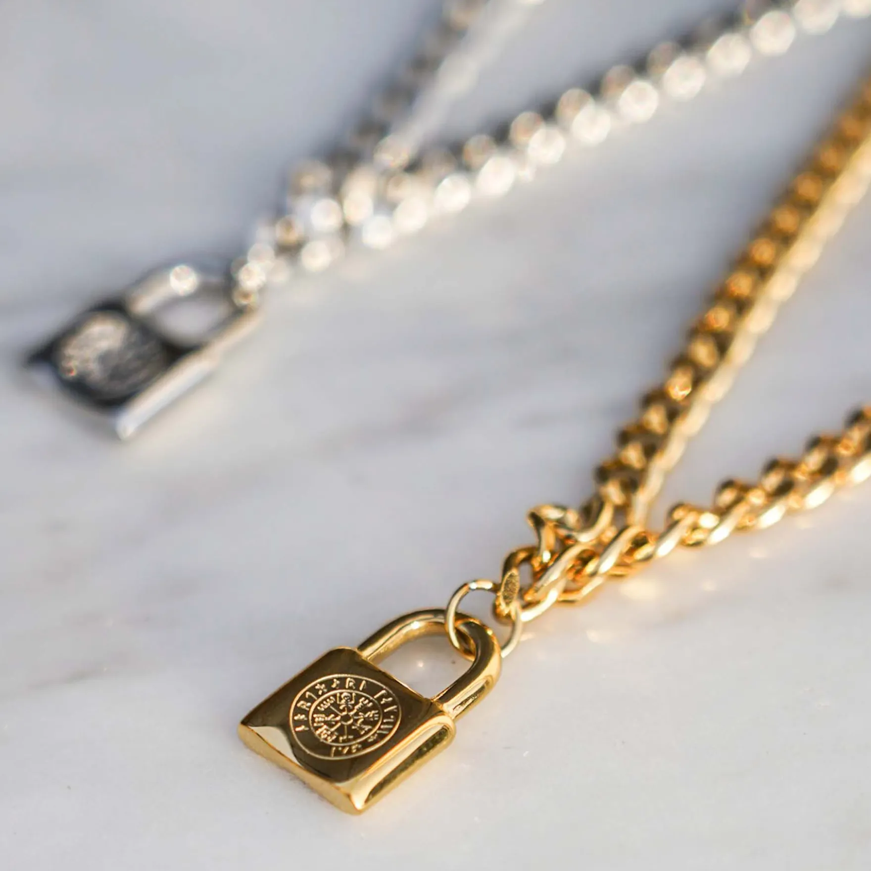 Vegvisir locker necklace