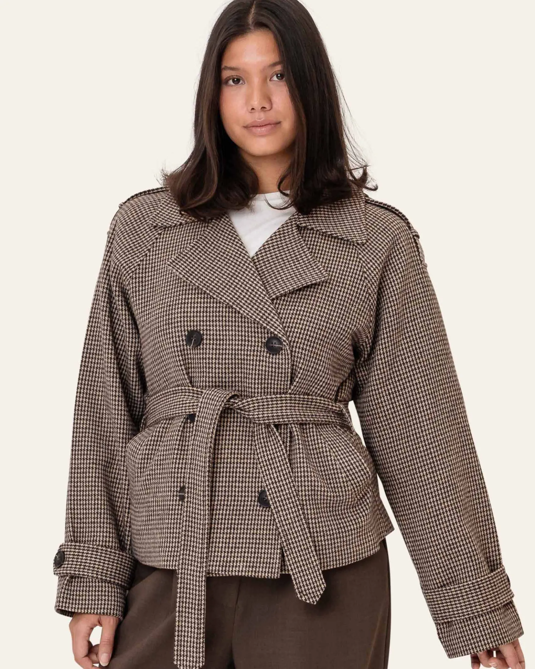 Veraic trenchcoat