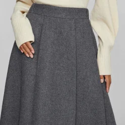 Viabina hw pleated midi skirt