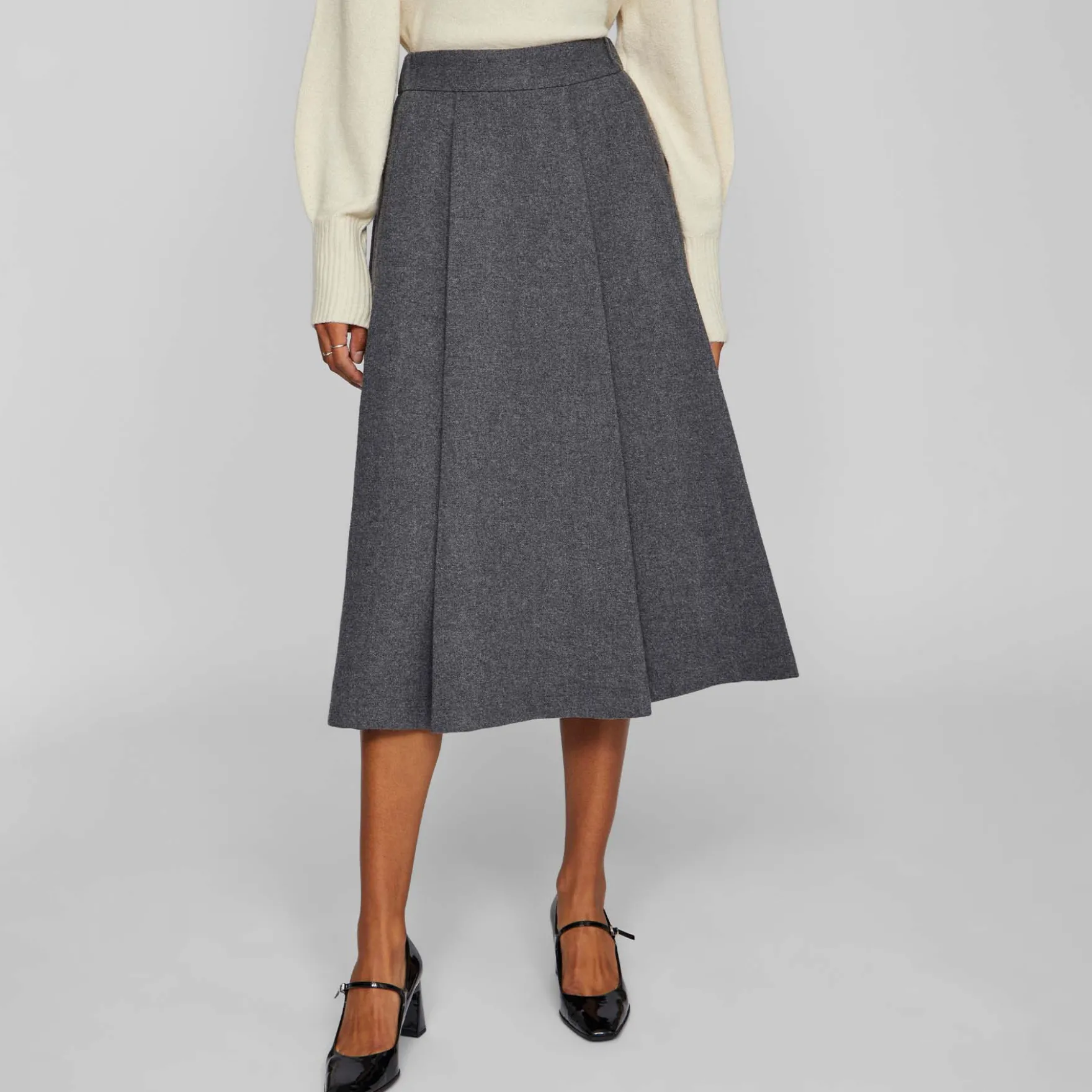 Viabina hw pleated midi skirt