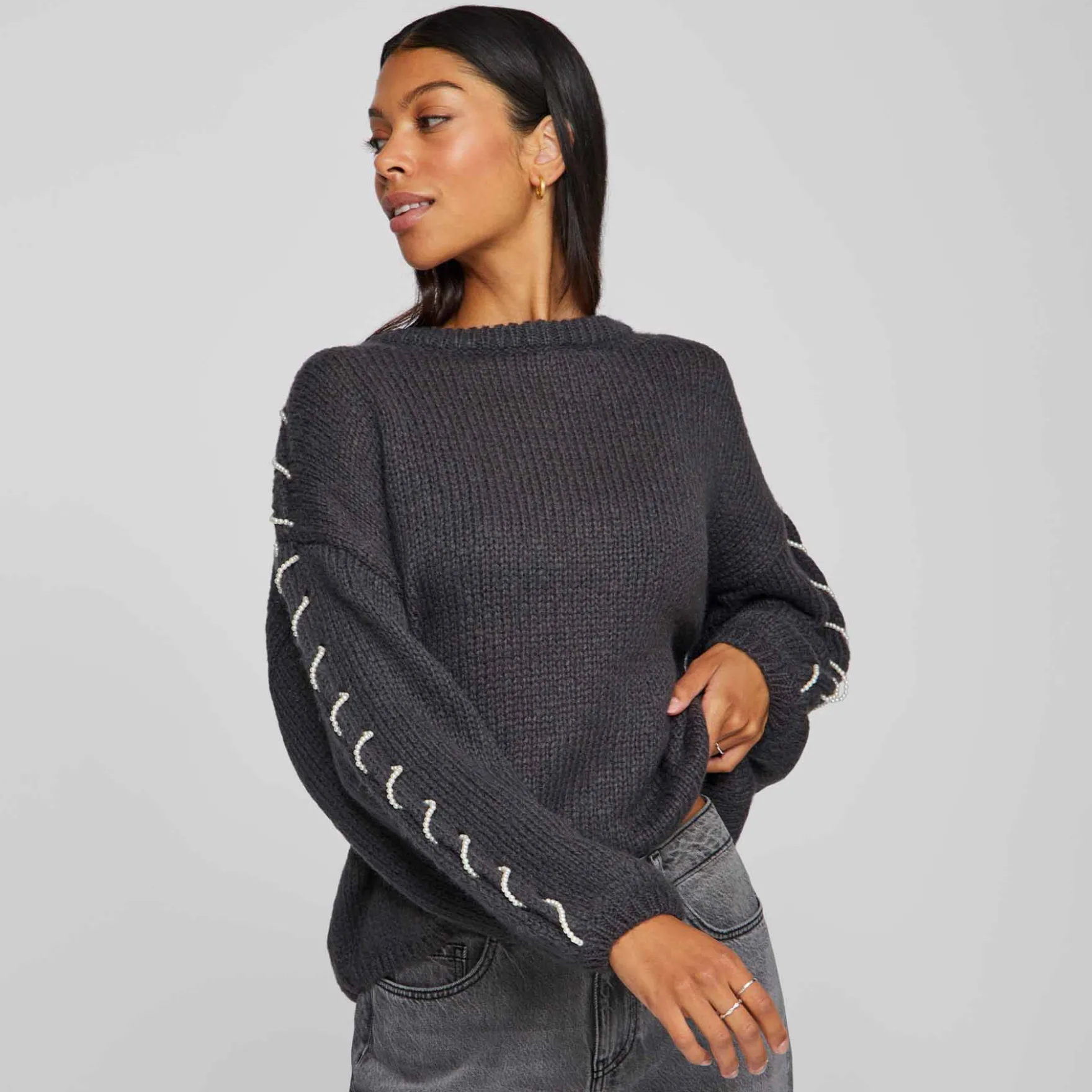 Vichoca pearl detail pullover
