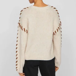 Vihaddo o-neck detail knit