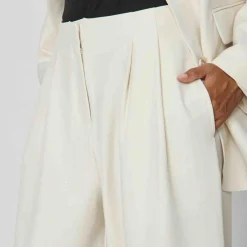 Vikaka hw pleated pants