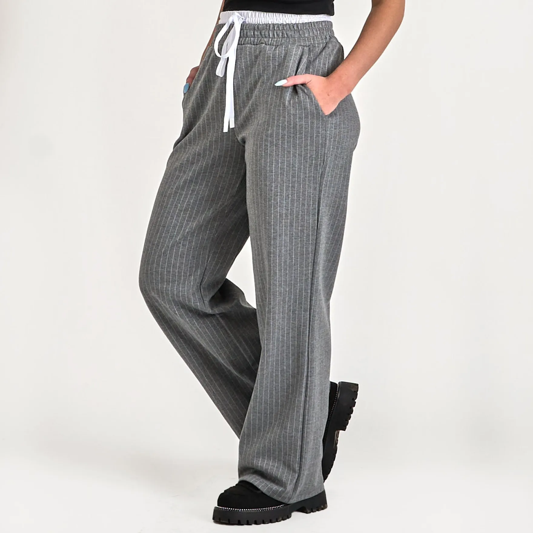 Vikeya trousers