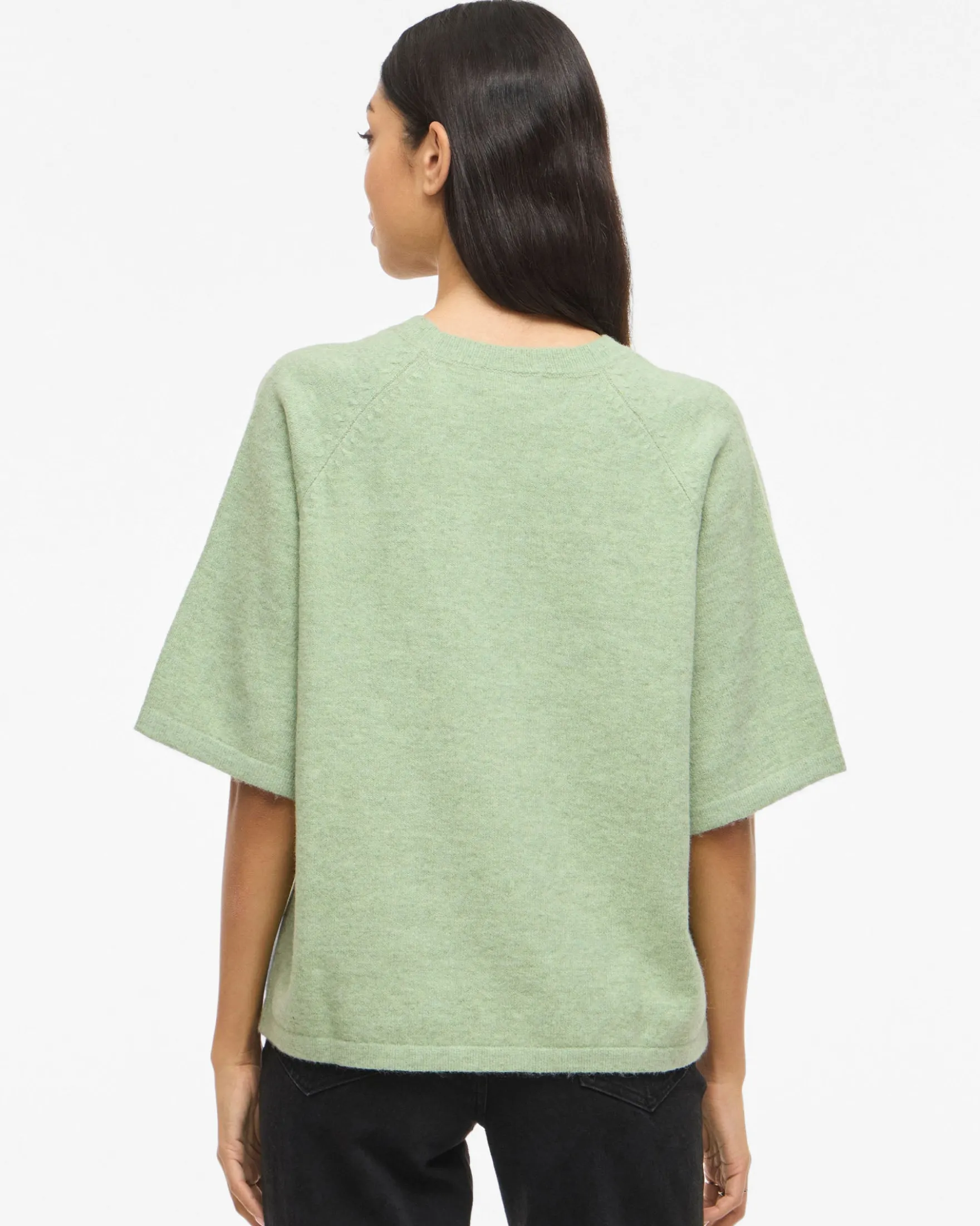 VILIGA O-NECK KNIT TOP