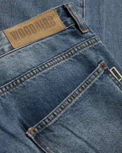 WBGhat Light BJeans