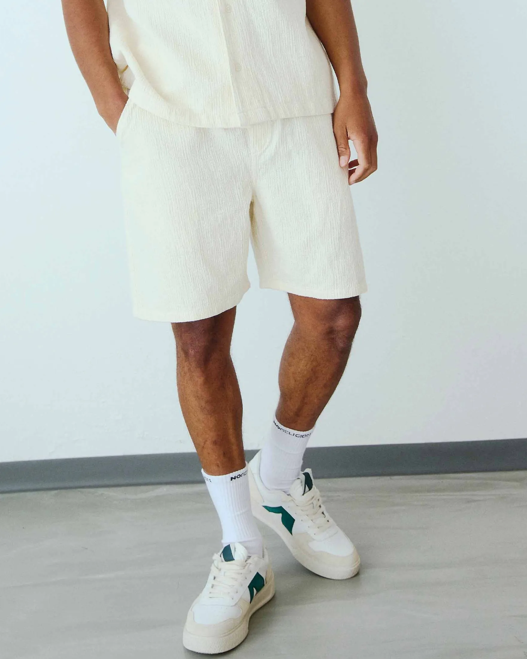 Weeve shorts
