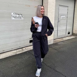 Wwade crinkle track top