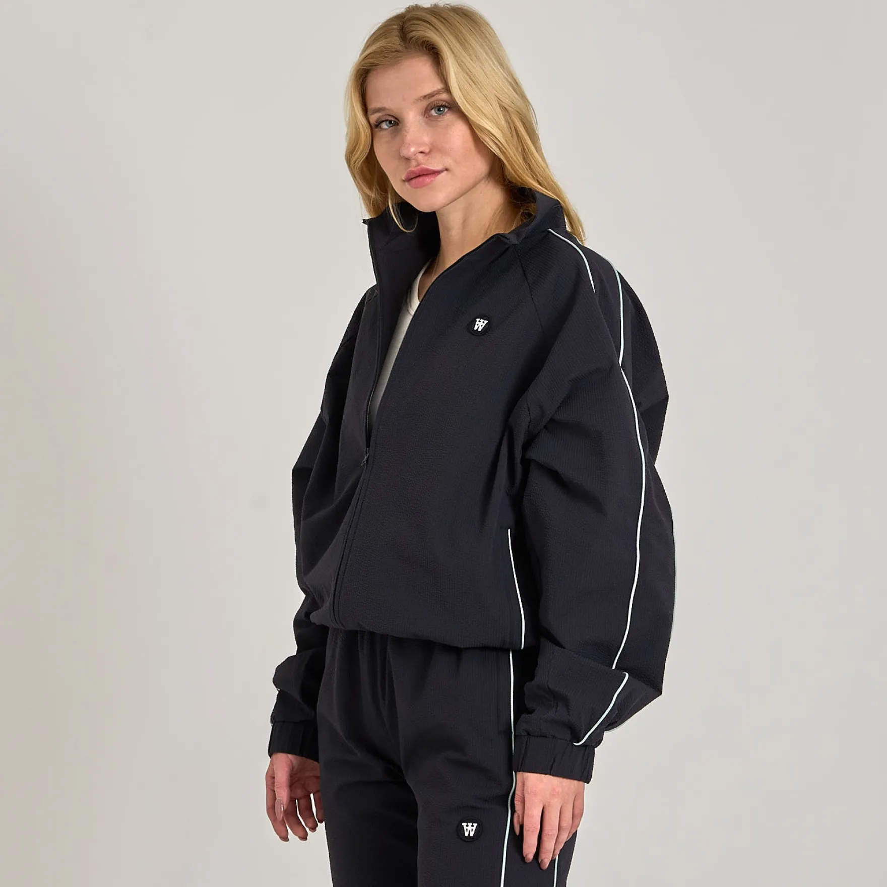 Wwade crinkle track top