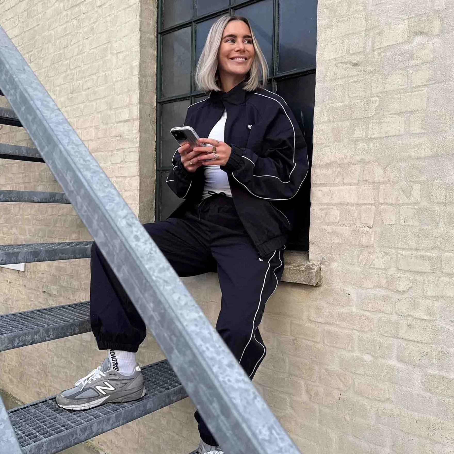 Wwade crinkle track top