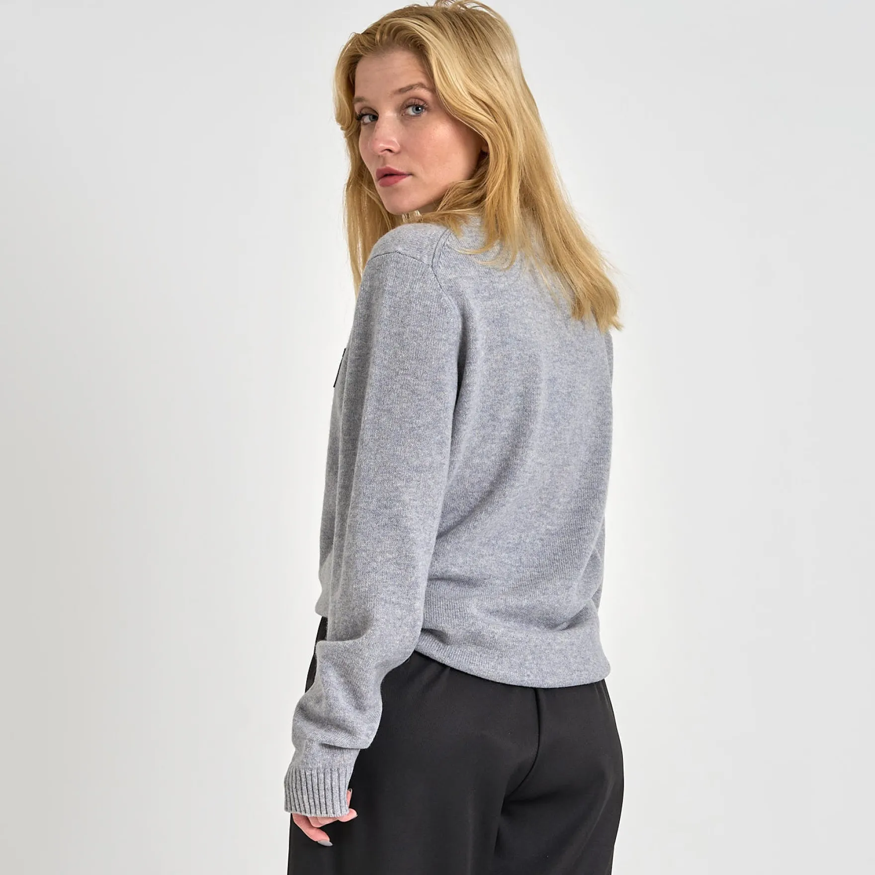 Wwtay aa cs jumper