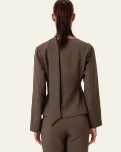 Yaraic blazer
