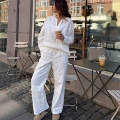 Zenia embroidery ls